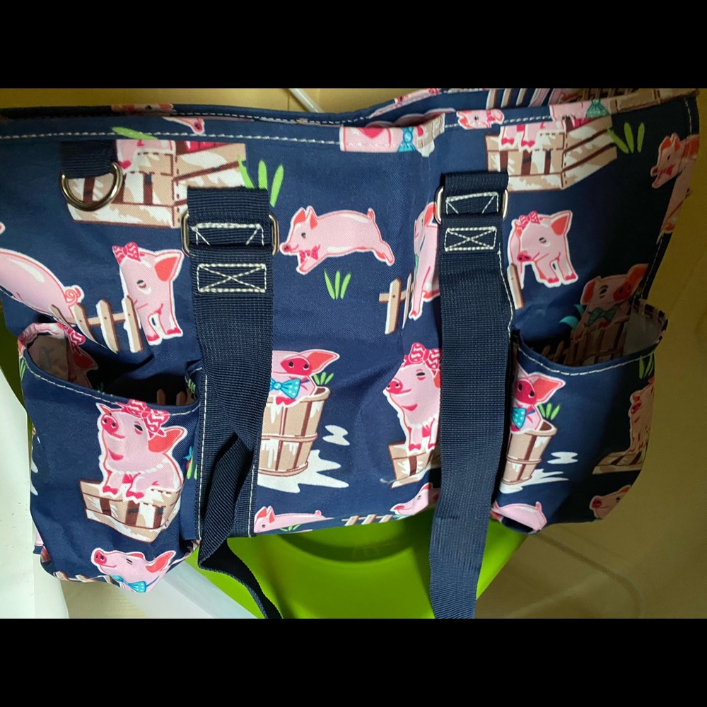 Ngil happy pig print shopping tote